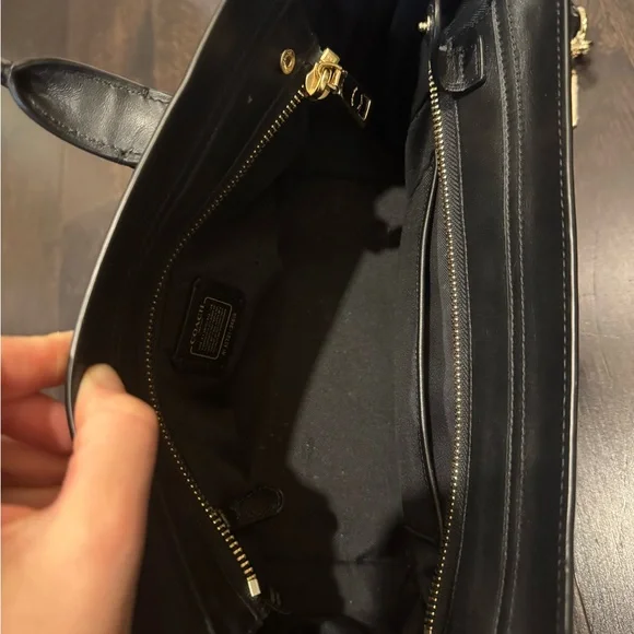 🍀Coach Black Leather Satchel - Picture 8 of 12